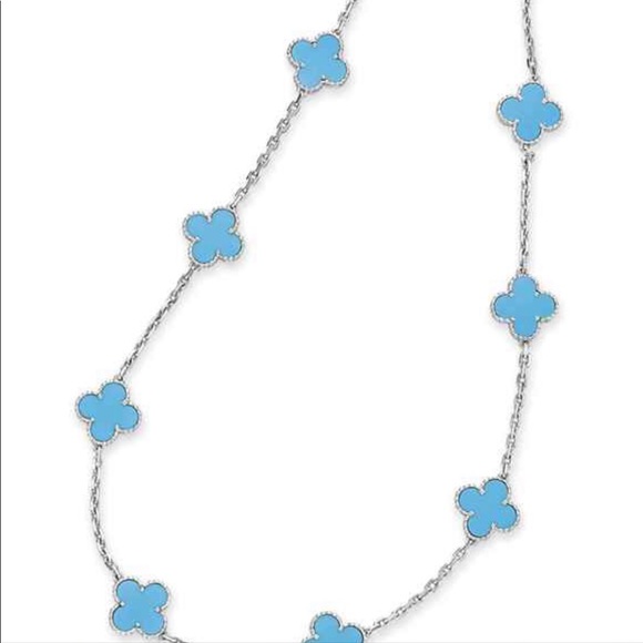 Anthropologie Jewelry - Turquoise clover necklace